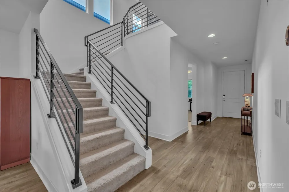 27066 Summit Park Way SE Maple Valley, WA 98038