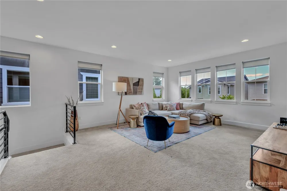 27066 Summit Park Way SE Maple Valley, WA 98038