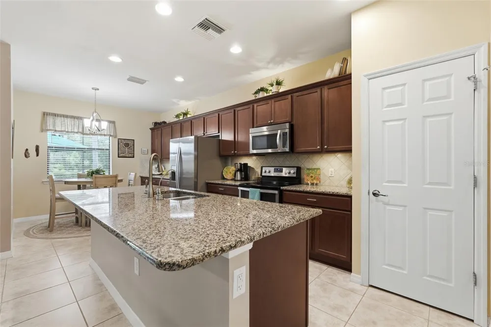 2543 ARUGULA DRIVE North Port, FL 34289