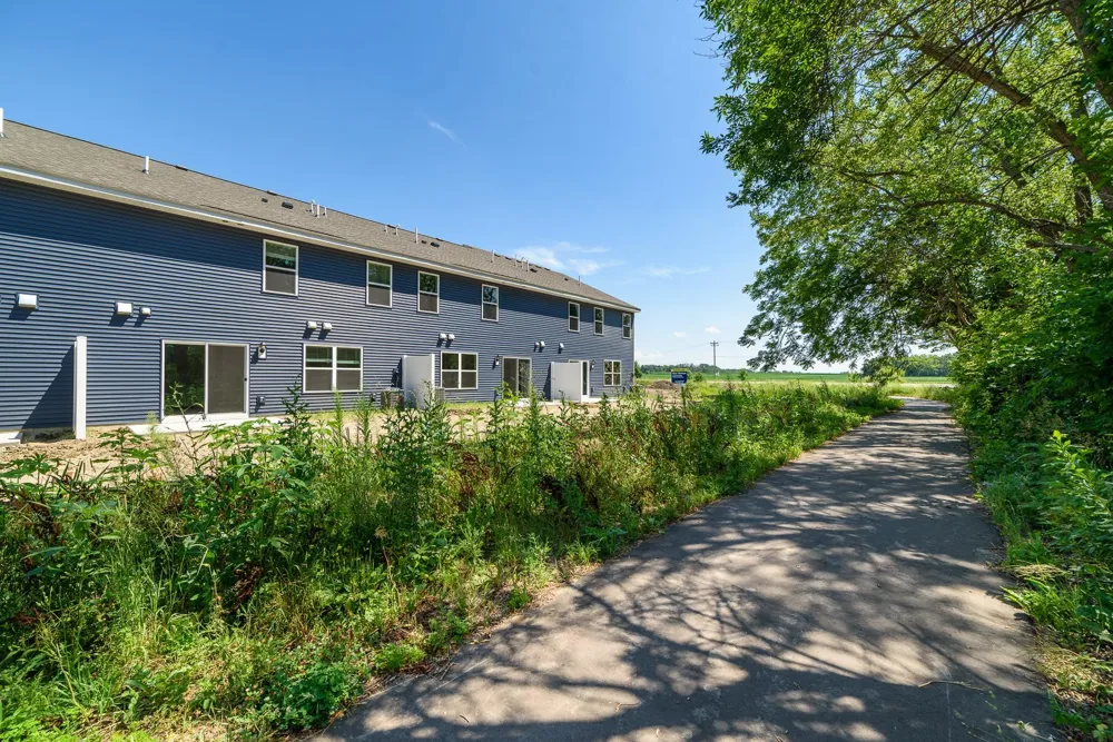 12709 Ashbury Drive Rogers, MN 55374