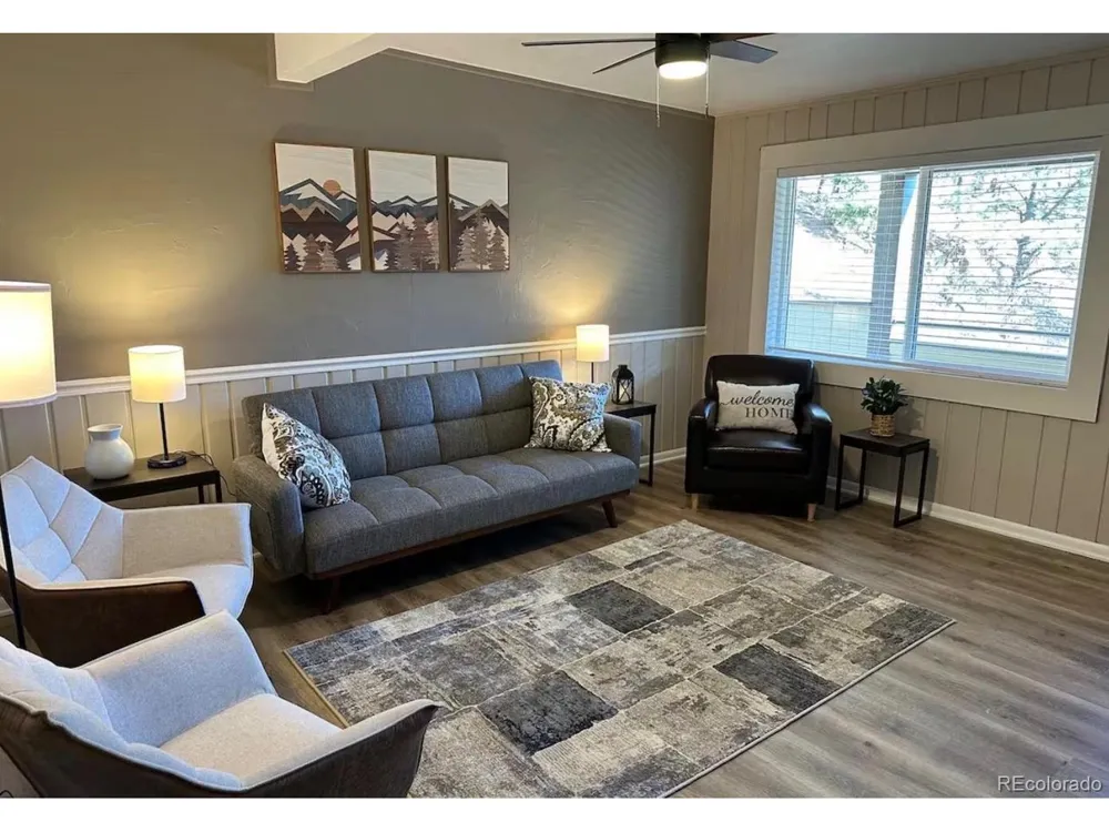 8220 W US Highway 24 Cascade, CO 80809