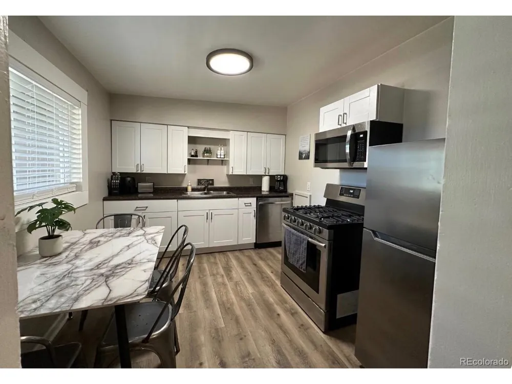 8220 W US Highway 24 Cascade, CO 80809