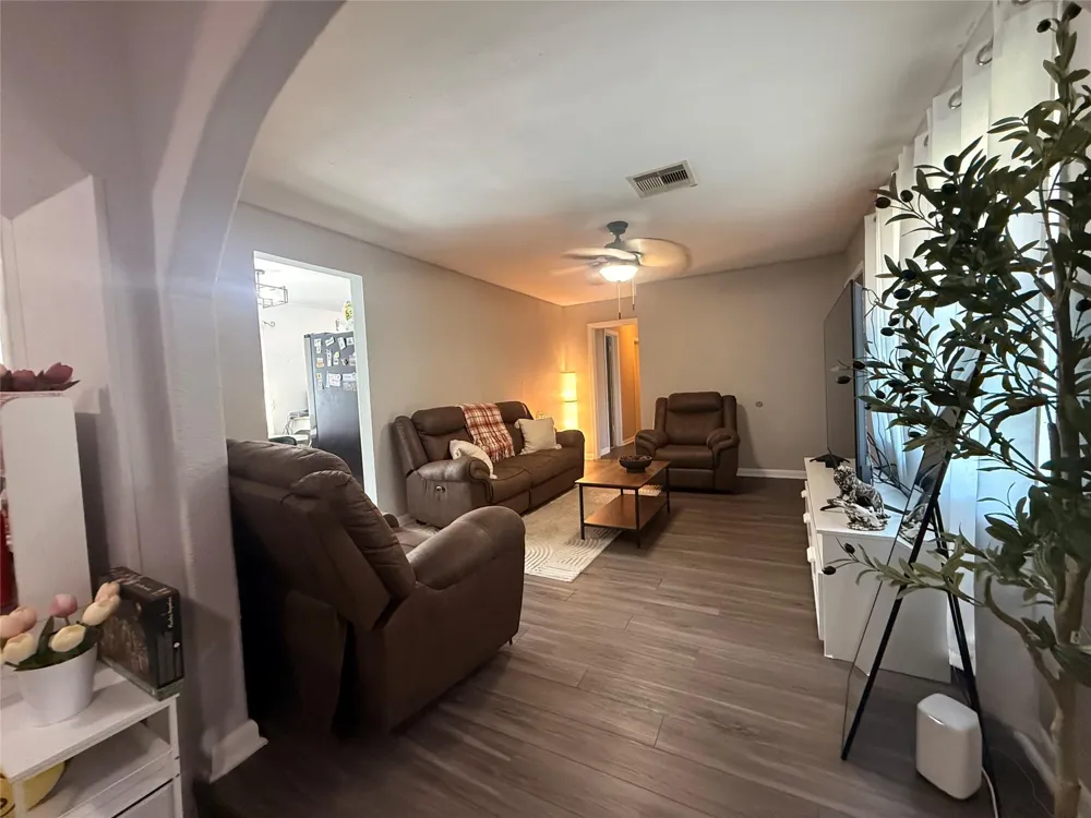 7317 Boggess Road Houston, TX 77016