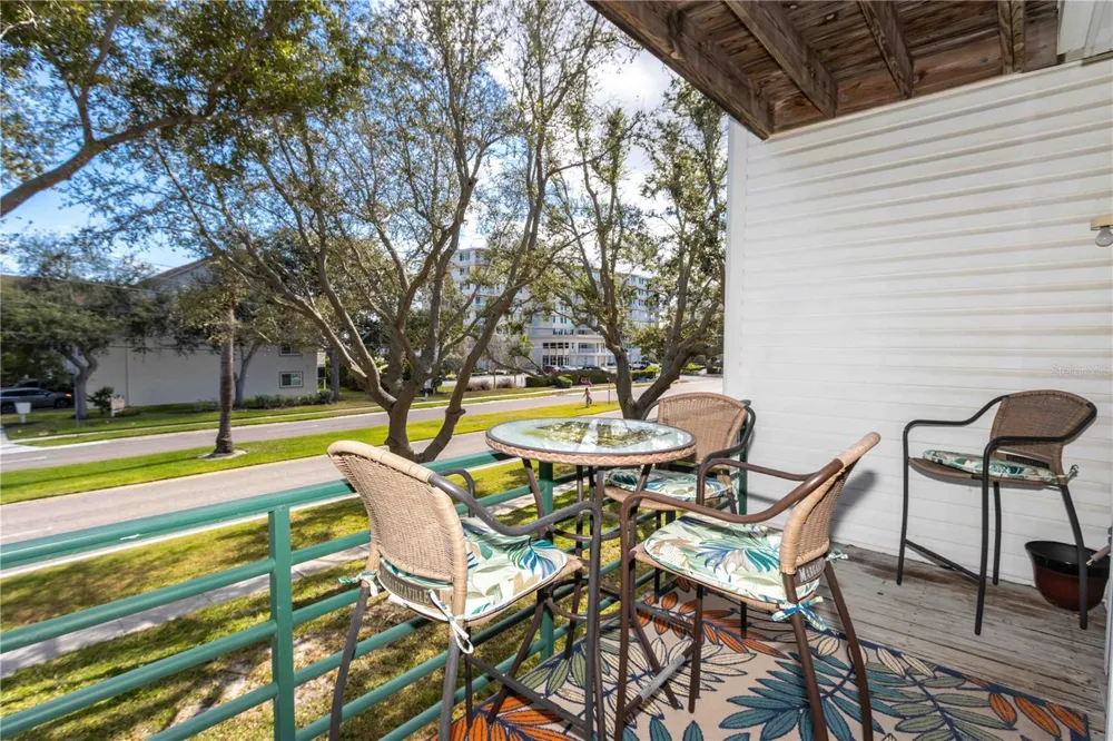 320 ISLAND WAY #605 Clearwater Beach, FL 33767
