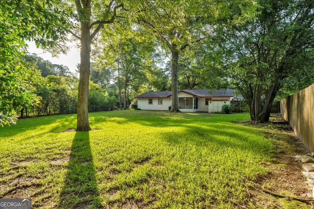 413 Davis DR Centerville, GA 31028