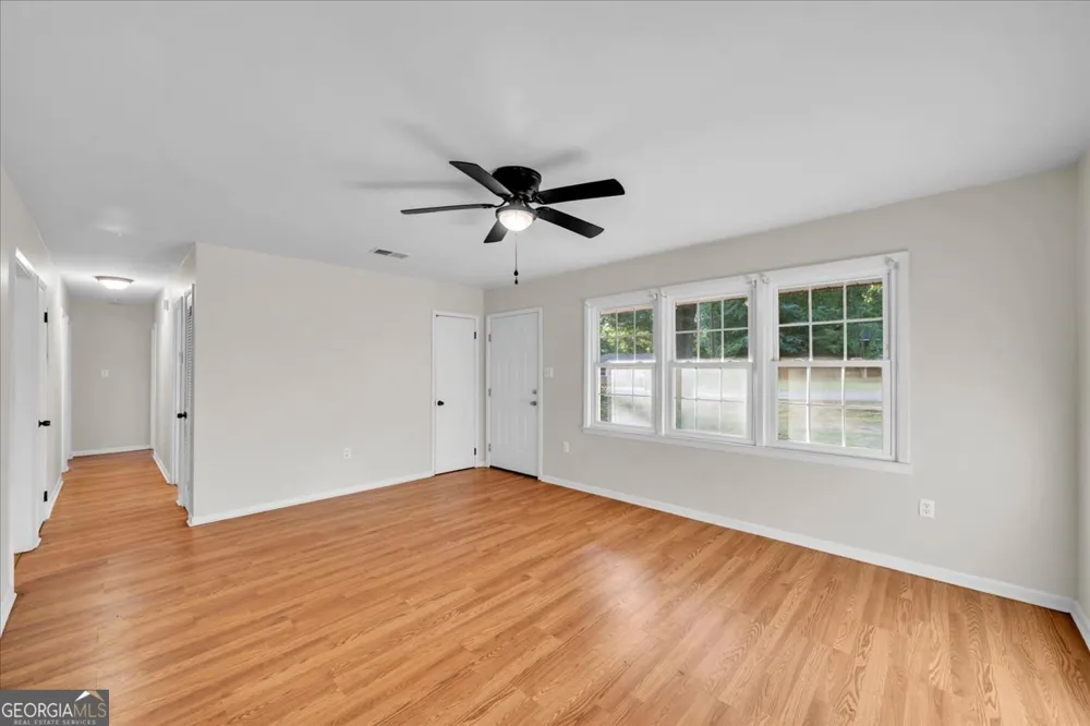 413 Davis DR Centerville, GA 31028