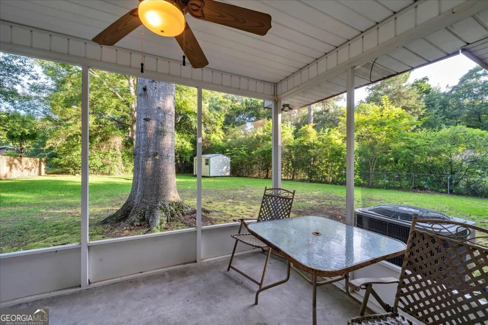 413 Davis DR Centerville, GA 31028