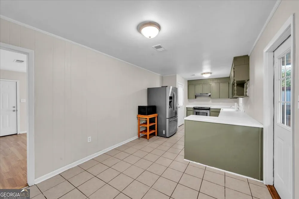 413 Davis DR Centerville, GA 31028