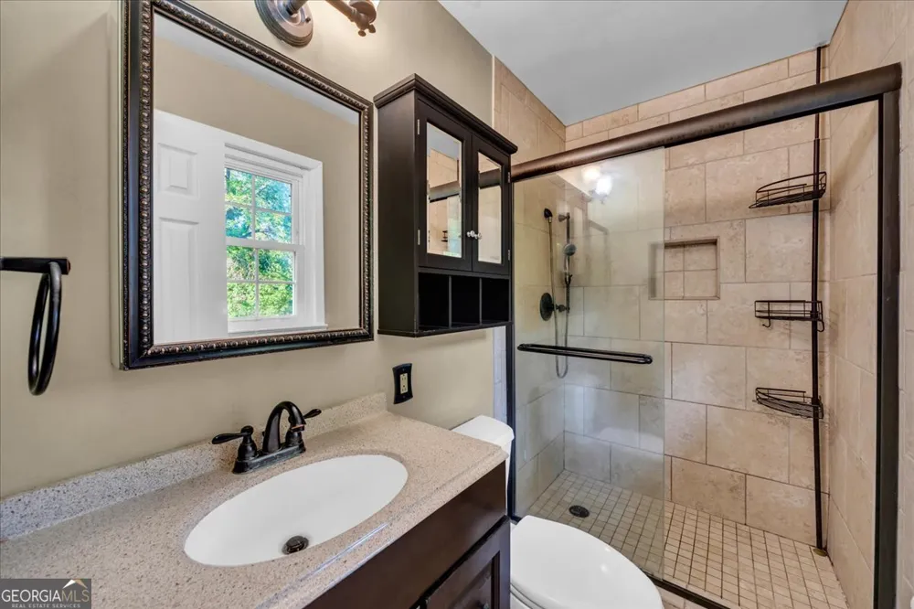 413 Davis DR Centerville, GA 31028
