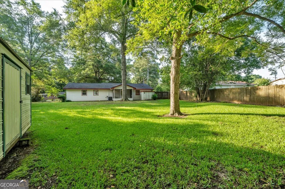 413 Davis DR Centerville, GA 31028