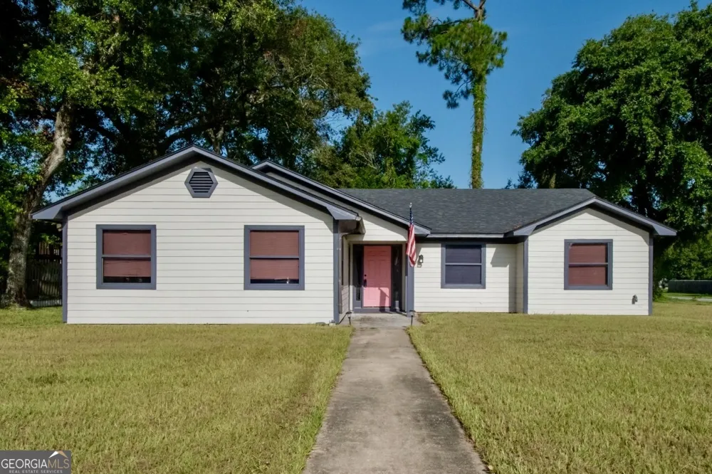 100 Pinedale DR St. Marys, GA 31558