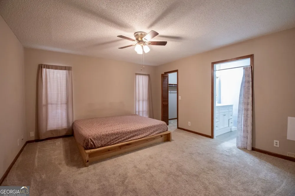 100 Pinedale DR St. Marys, GA 31558
