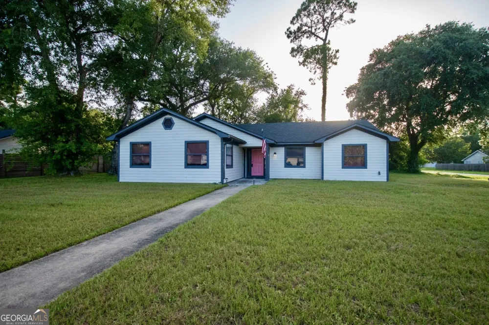 100 Pinedale DR St. Marys, GA 31558