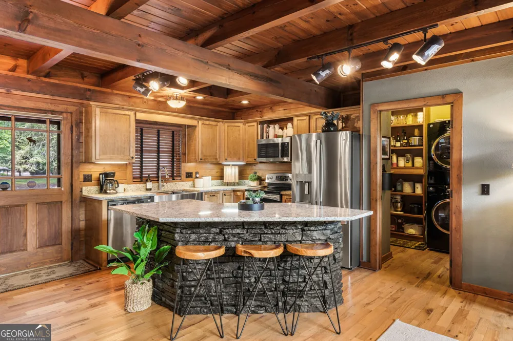 58 Woodberry Ln Murphy, NC 28906
