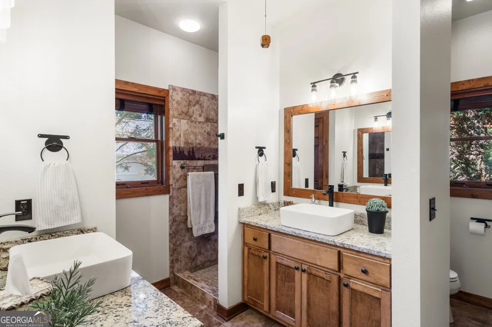 58 Woodberry Ln Murphy, NC 28906