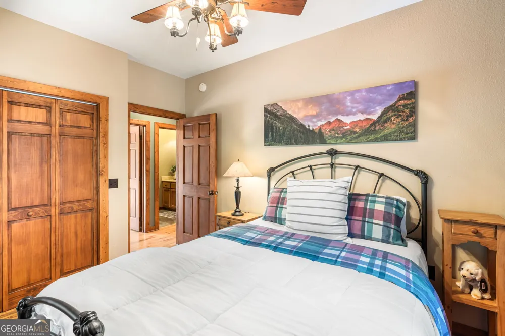 58 Woodberry Ln Murphy, NC 28906