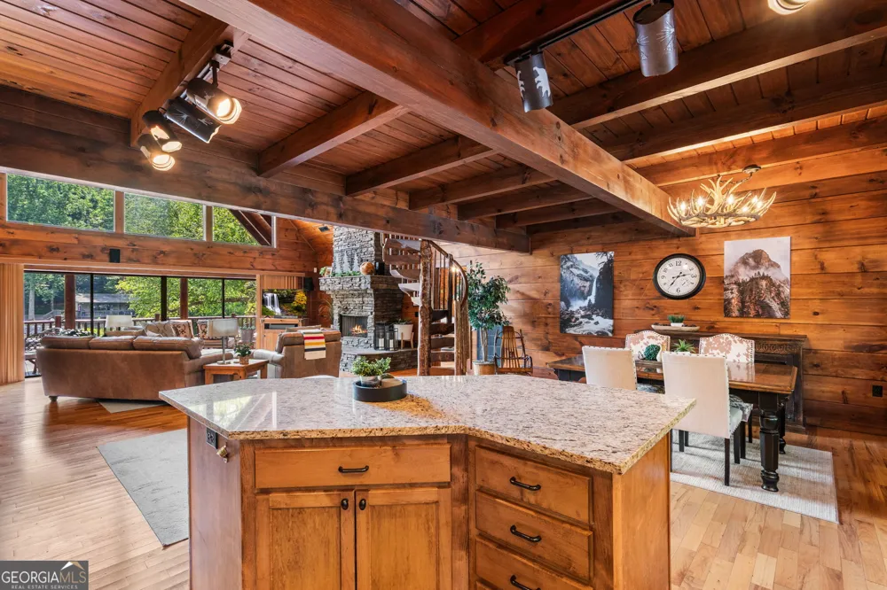 58 Woodberry Ln Murphy, NC 28906