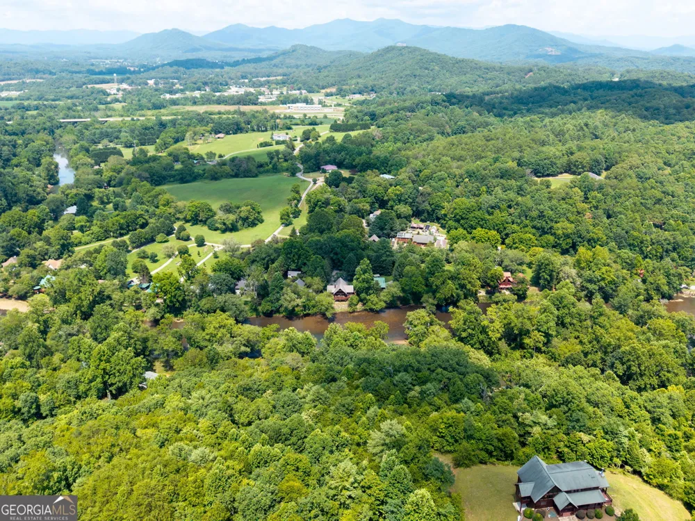 58 Woodberry Ln Murphy, NC 28906