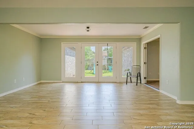 1206 Johnson Woodsboro, TX 78393