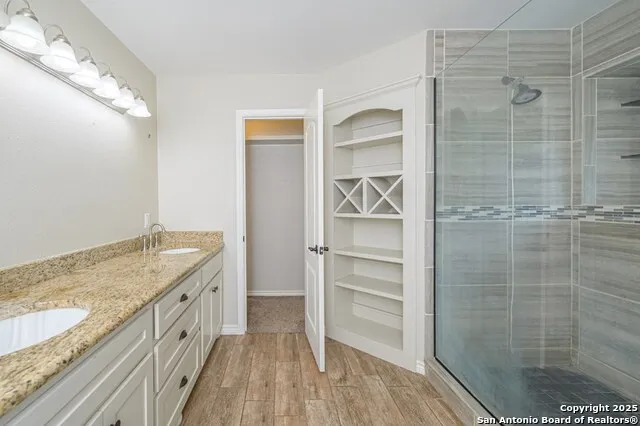 1206 Johnson Woodsboro, TX 78393