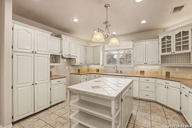 307 E Main Stockdale, TX 78160