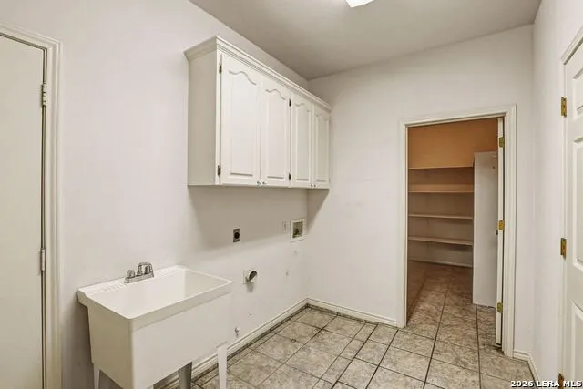 307 E Main Stockdale, TX 78160