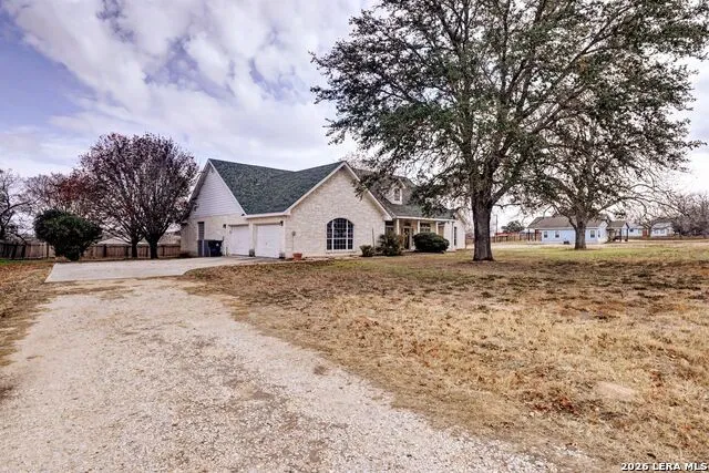 307 E Main Stockdale, TX 78160