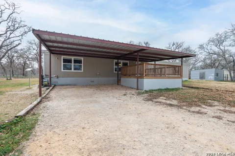 213 Oak View
