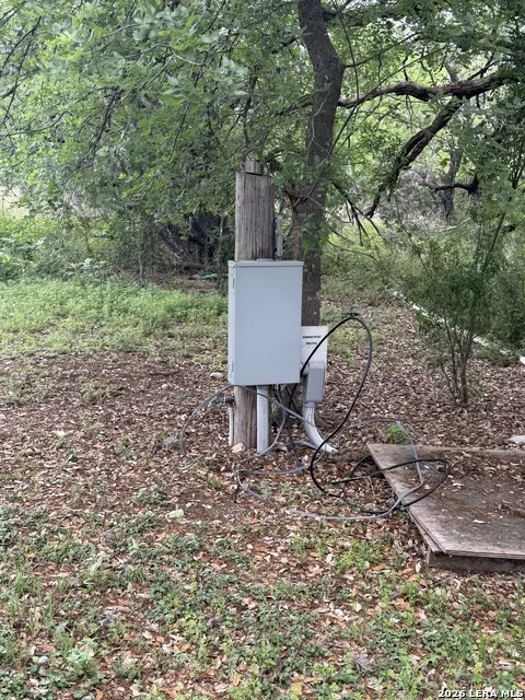 6197 Ranch Road 1120 Leakey, TX 78873