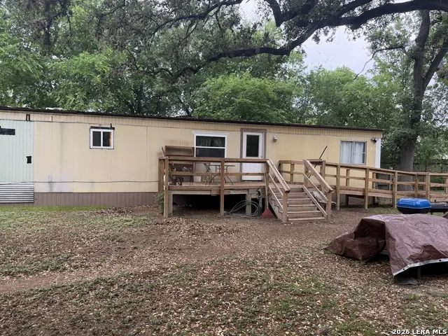 6197 Ranch Road 1120 Leakey, TX 78873