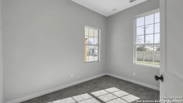 219 Saint James San Antonio, TX 78202