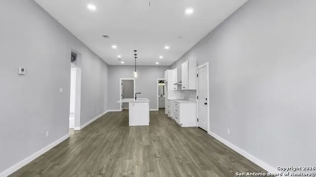 219 Saint James San Antonio, TX 78202