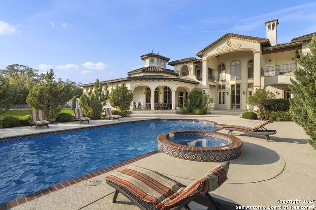 1418 Greystone San Antonio, TX 78258