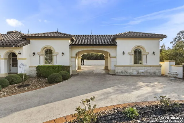 1418 Greystone San Antonio, TX 78258