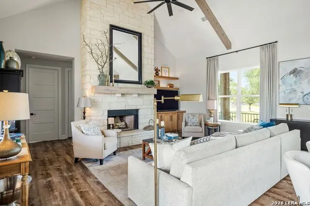 2009 Axis Circle Fredericksburg, TX 78624