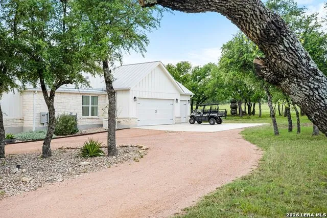 2009 Axis Circle Fredericksburg, TX 78624