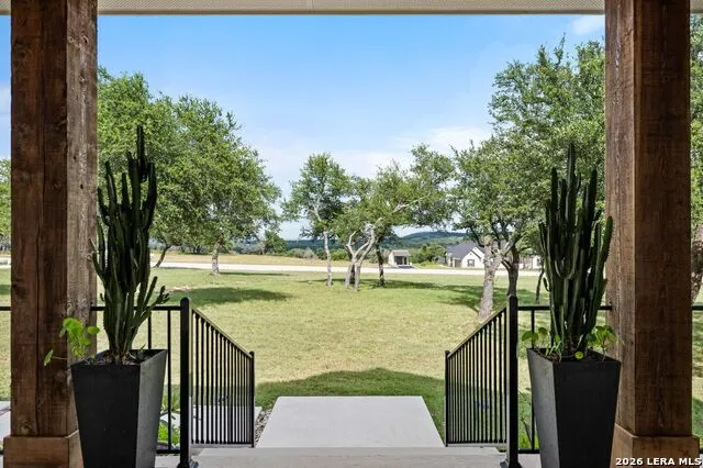 2009 Axis Circle Fredericksburg, TX 78624