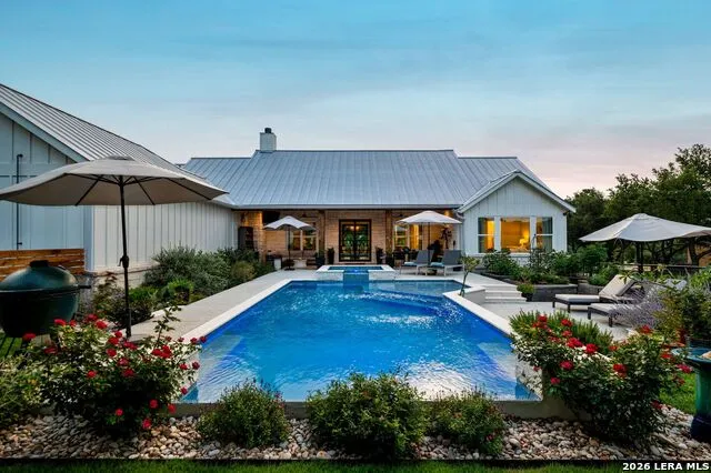 2009 Axis Circle Fredericksburg, TX 78624