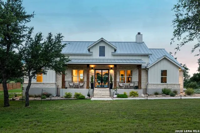 2009 Axis Circle Fredericksburg, TX 78624
