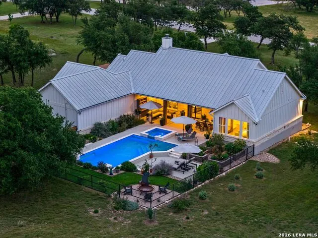 2009 Axis Circle Fredericksburg, TX 78624