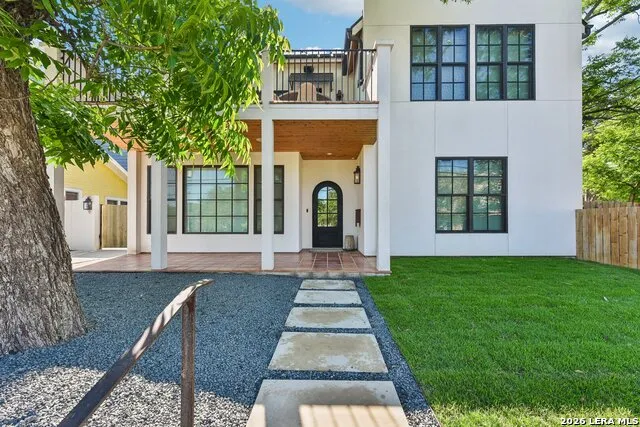 1915 BRACKENRIDGE ST Austin, TX 78704