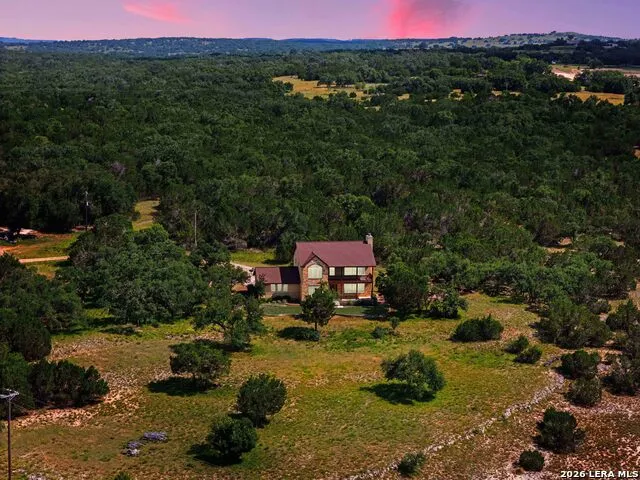 995 Cielo Springs Drive Blanco, TX 78606