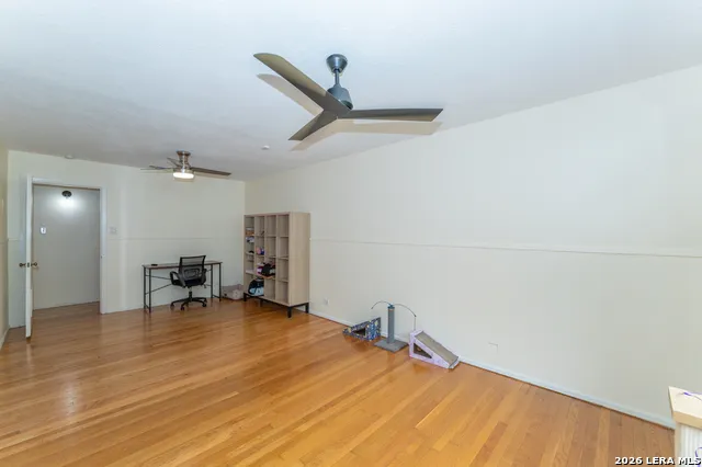 636 RITTIMAN RD Terrell Hills, TX 78209