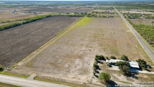 LOT 3 FM 471 Natalia, TX 78059