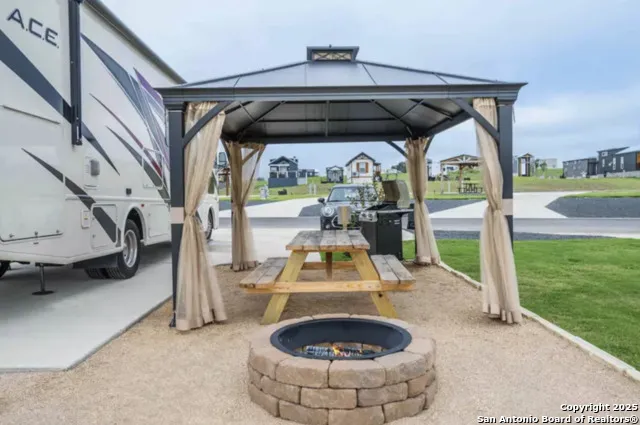 5386 RANCH ROAD 1376 #102 Fredericksburg, TX 78624