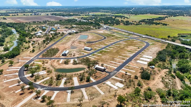 229 RESORT CT Fredericksburg, TX 78624