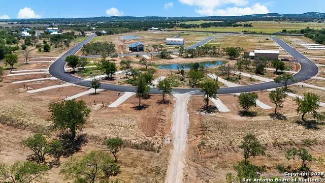 229 RESORT CT Fredericksburg, TX 78624