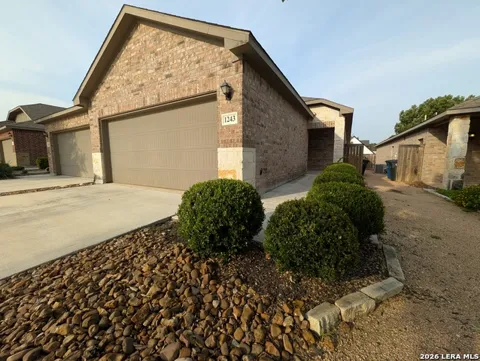 1243 OLD FM 306