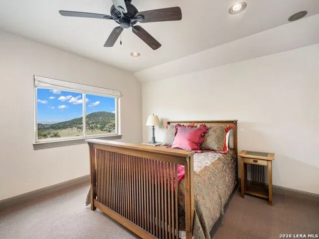 2717 B & R Rd Utopia, TX 78884