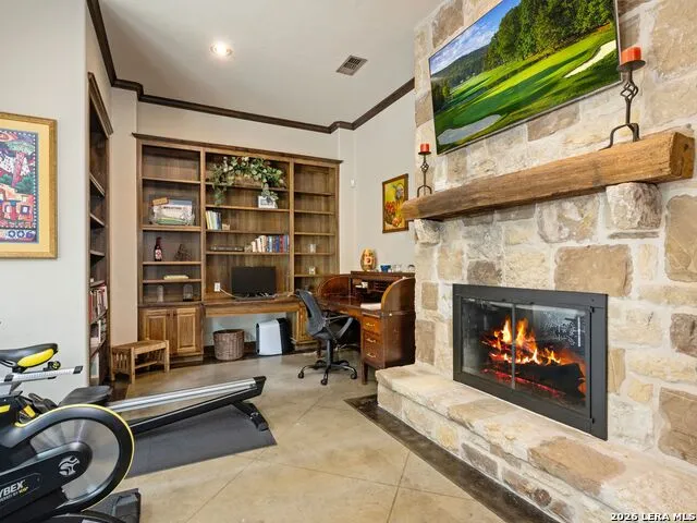 2601 B AND R RD Utopia, TX 78884